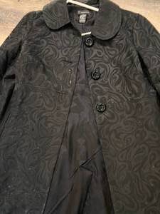 lot 145 image: International Concepts Black Coat, M