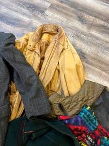 lot 156 image: Assorted Winter Clothes