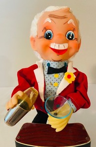 lot 110 image: Vintage Battery Operated Bartender