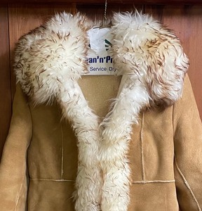 lot 136 image: 100% Pure Virgin Wool Coat