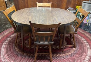 lot 237 image: Vintage Table and 4 Wooden Chairs