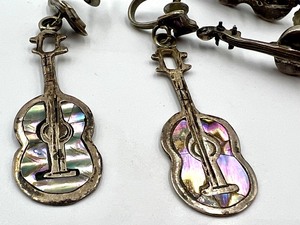 lot 268 image: Two Pairs of Vintage Sterling Guitar Shaped Earrings