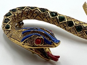 lot 260 image: Vintage Snake Brooch by ART