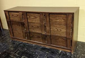 lot 15 image: Vintage Dresser by Basset