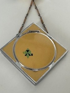 lot 274A image: Vintage Art Deco Launchere Compact and Lipstick Holder