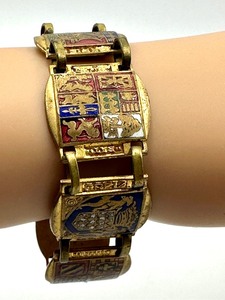 lot 271 image: Vintage France Souvenir Bracelet