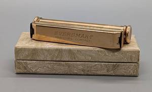 lot 190 image: Eversmart Gold Filled Travel Manicure Compact