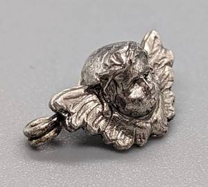 lot 194B image: Pair of Miniature Vintage Sterling Silver Cherub Pins