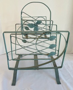 lot 348 image: Vintage Metal Magazine Rack