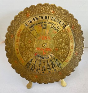 lot 394 image: Beautiful Vintage Brass Items