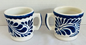 lot 397 image: Blue and White Delights