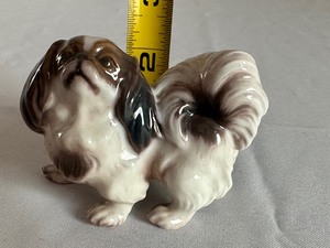 lot 439 image: Adorable Vintage Copenhagen Pekingese Figurine - Royal Copenhagen Figurine 1146