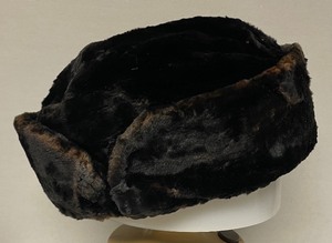 lot 326 image: Trio of Vintage Fur Hats