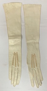 lot 325 image: Assortment of Gorgeous Vintage Gloves