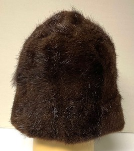 lot 323 image: Three Vintage Hats