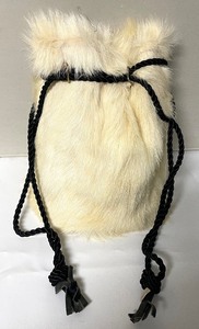 lot 324 image: Vintage Fur Muff, Handbag and Scarf