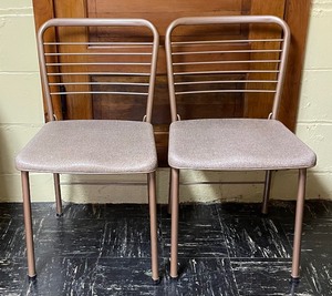 lot 334 image: Set of 2 Vintage Folding Chairs