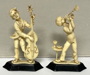 lot 335 image: 6 Vintage Plastic Music Themed Figurines from Italy