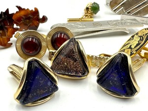 lot 46 image: Vintage Cufflinks and Tie Pins