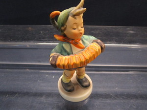 Hummel Accordion Boy