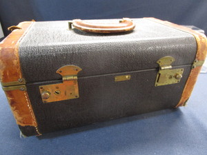 Train Case