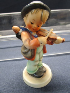 Hummel Little Fiddler