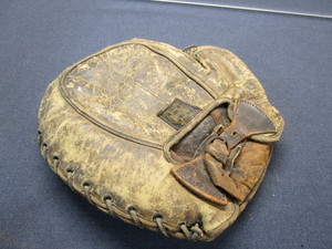 Vintage Catchers Mitt