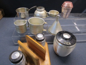 Vintage Kitchenwares