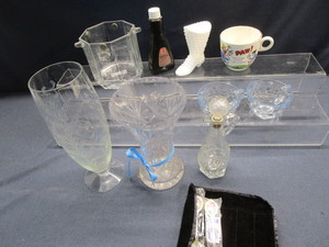Vases, Fenton Boot, Red Owl