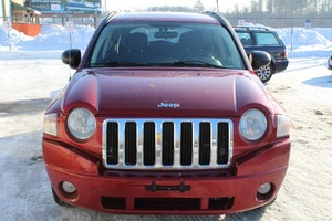 lot 10 image: 2010 Jeep Compass Sport 4x4 -Two Owners-