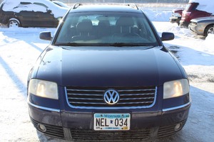 lot 13 image: 2001 Volkswagen Passat Wagon VR6 AWD -ONE OWNER-