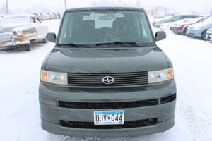 lot 20 image: 2005 Scion xB