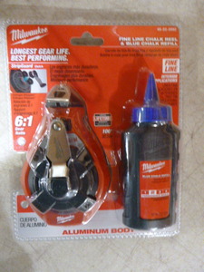 Milwaukee Fine Line Chalk Reel and Blue Chalk Refill