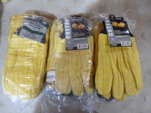 18 Pair of Westchester Yellow Chore Gloves