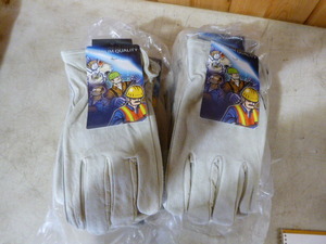 12 Pair of Premium Quality Leather Work Gloves