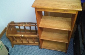 lot 45 image: Oak Shelving Unit And Magazine Rack