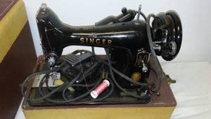 lot 53 image: Vintage Singer Portable Sewing Machine
