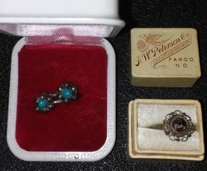 lot 86 image: (2) Rings - F.W. Peterson Co.