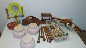 lot 98 image: Wood Misc. Decor,