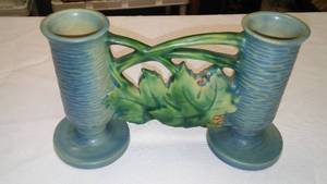 lot 135 image: Roseville Blue Bushberry Double Vase, 