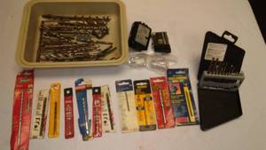 lot 197 image: Drill Bits. many new, vast assortment