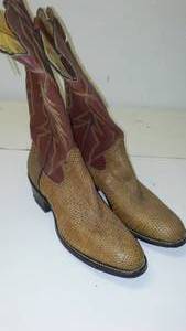 lot 275 image: New Cowboy Boots, all leather, STINGRAY, SZ. 9B, Sanders