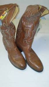 lot 280 image: New Cowboy Boots, all leather, NOCONA sz. 8.5D