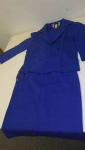 lot 295 image: Jonathon Logan Fashions, 2 pc. size 11. Could be unworn.