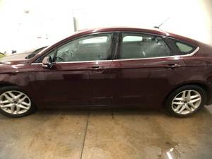 2013 Ford Fusion SE - 1 OWNER
