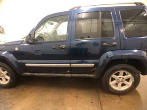 2005 Jeep Liberty Limited - 4X4 - 2 OWNERS