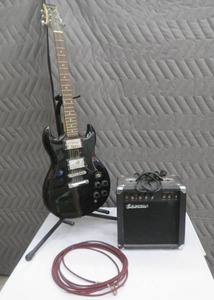 SILVERTONE ELECTRIC GUITAR AND SILVER TONE AMP. STAND CORD.