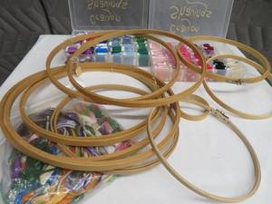 EMBROYDERY HOOPS  FLOSSTHREAD