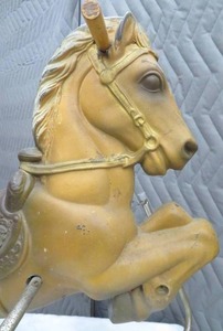 VINTAGE WONDER HORSE