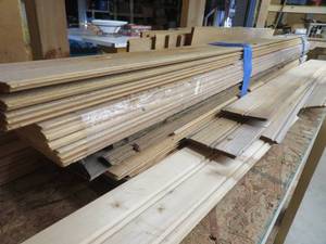 SOLID WOOD PLANK PANELING